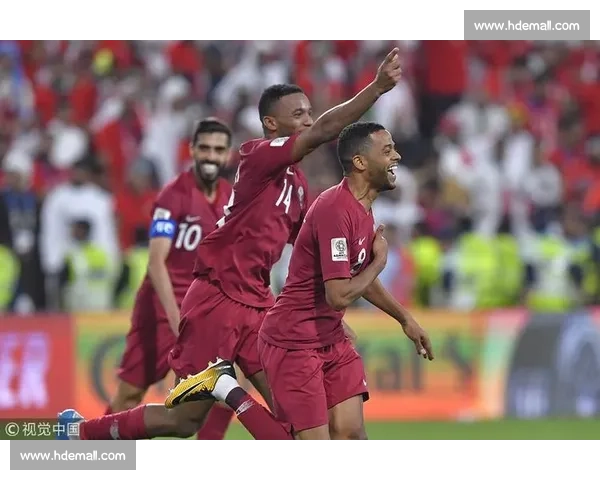 以中场控制为核心构建现代足球攻防体系新思路与节奏掌控战略探析